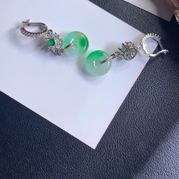 七***诗爆款冰绿精品甜甜圈耳坠