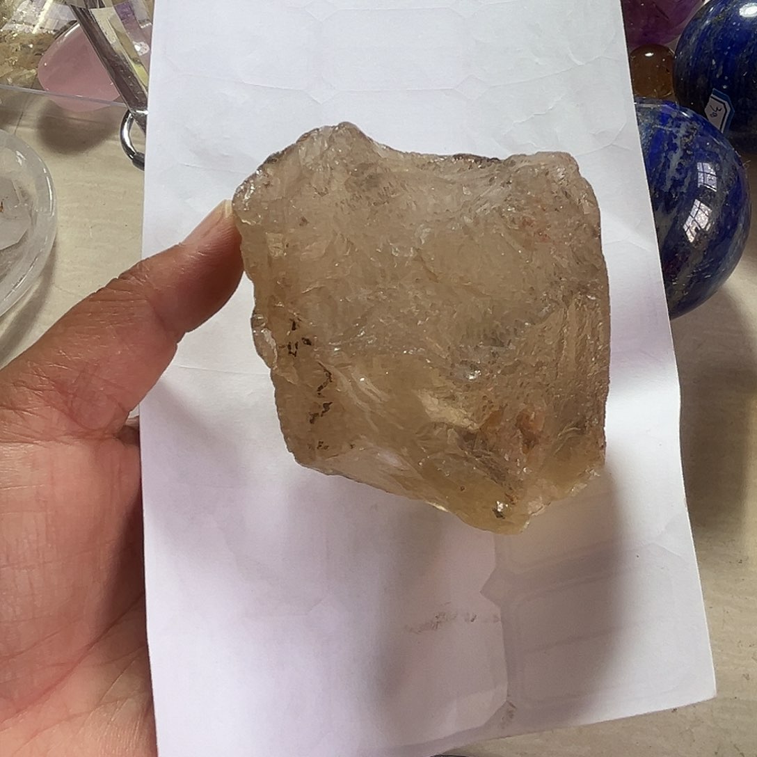 天然水晶原石未镶嵌烟晶葡*?