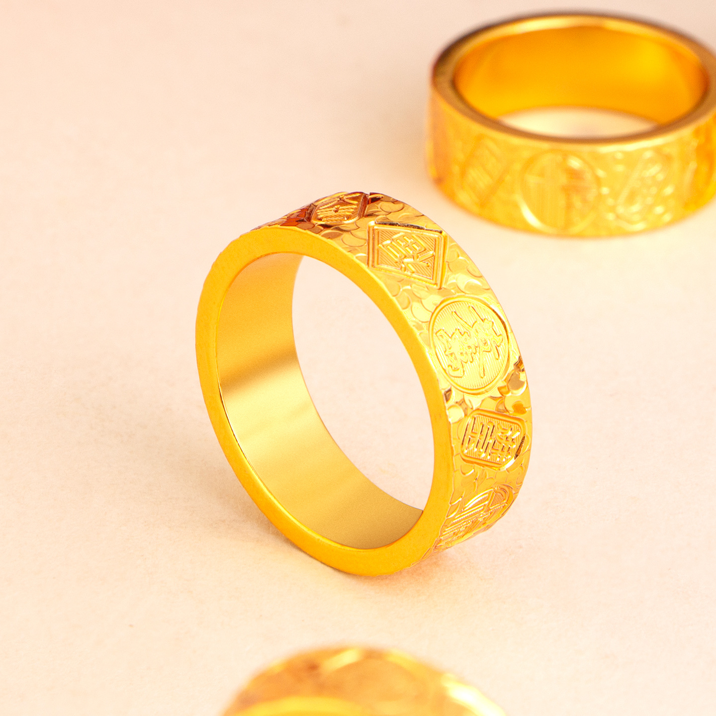 铜合金戒指 新款镀金爆闪吉言碎冰冰戒指女精致闭口指环时尚饰品