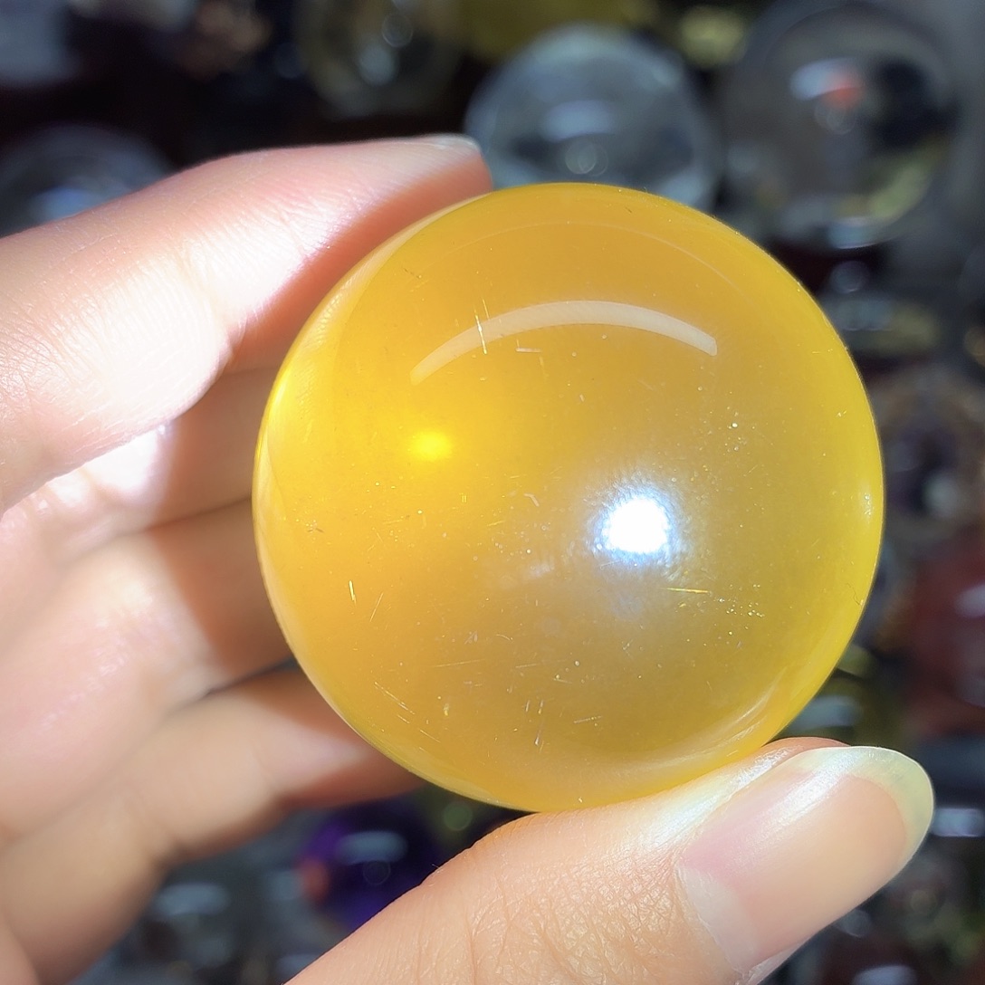 未镶嵌珠宝半成品水晶净体和水晶