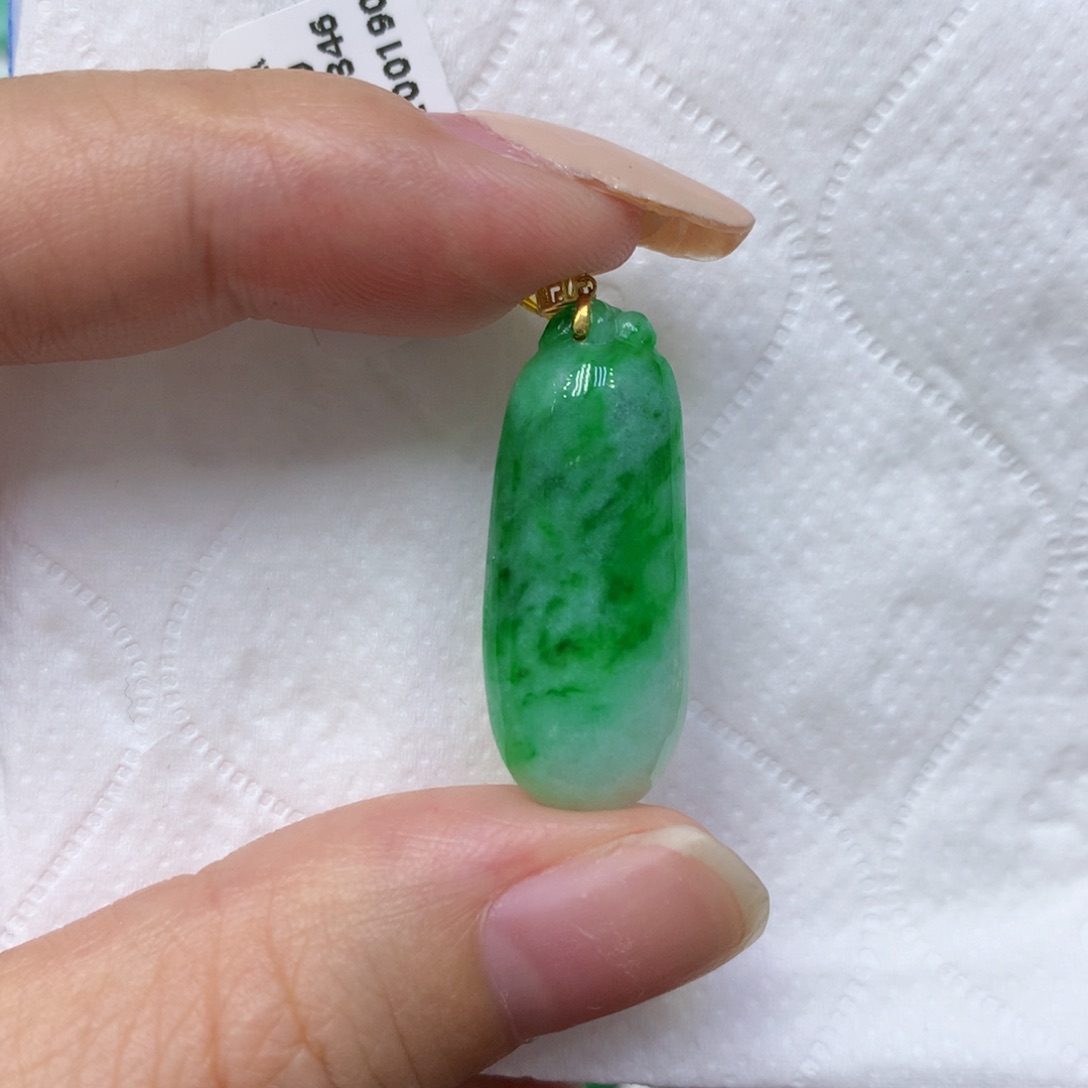 颈饰18K金镶嵌翡翠