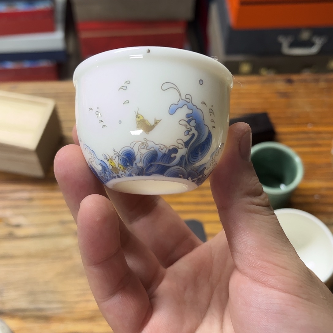 孤品茶具套装等。