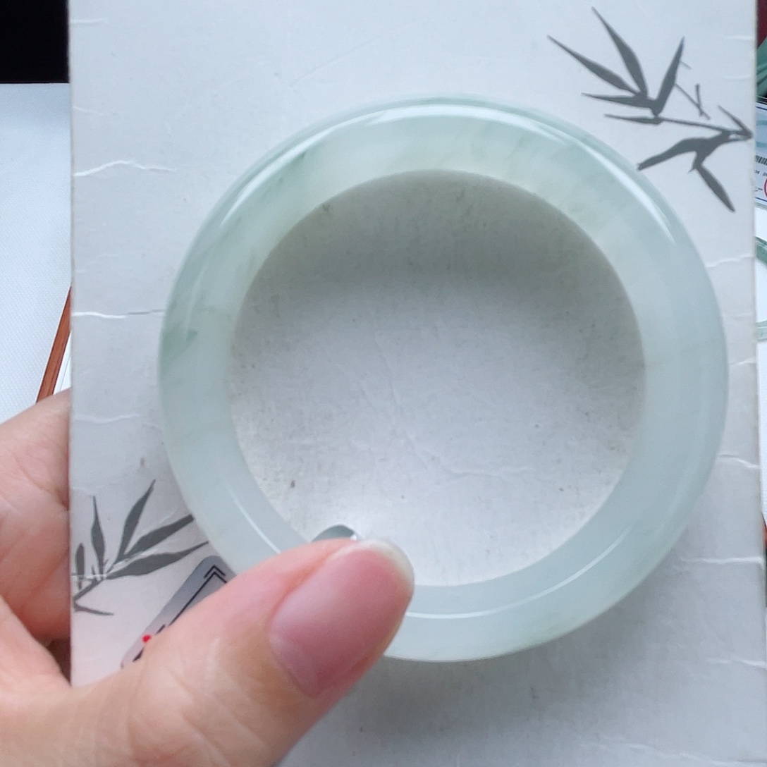 未镶嵌手镯石英质玉（金丝玉）