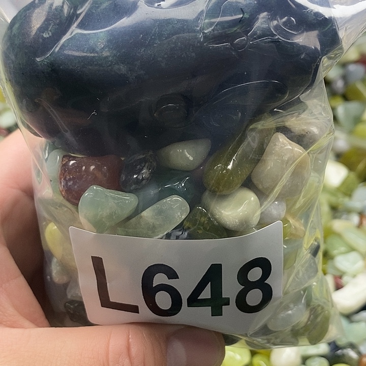 岫玉鱼缸石未镶嵌