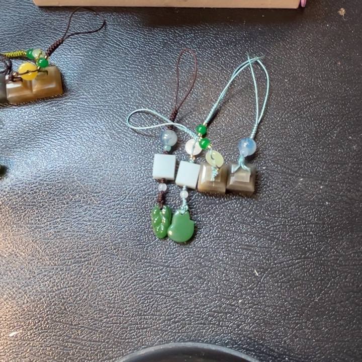 啊***博印石伊犁石4个穿戴印