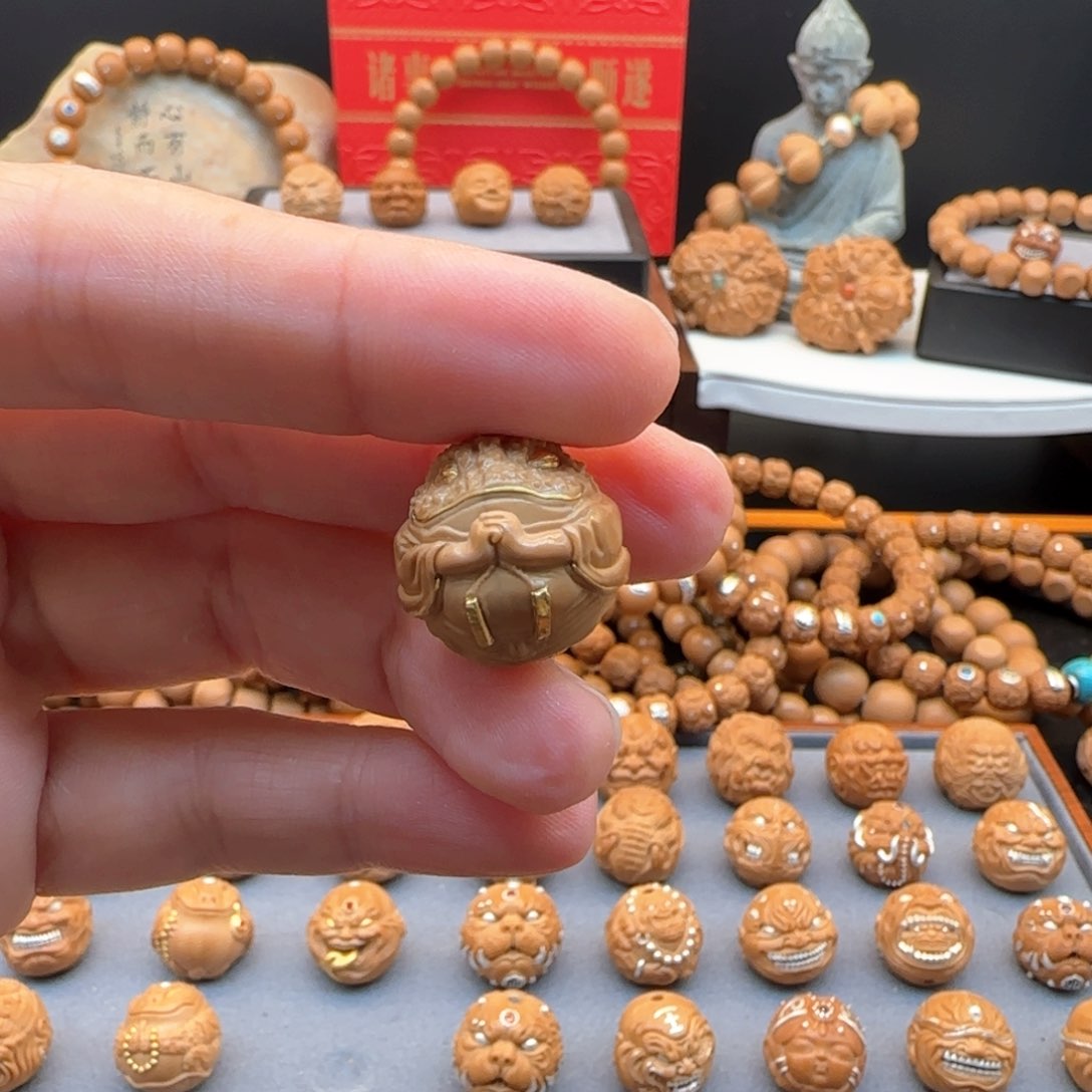 猴头核桃吊坠꧁****꧂功夫金蟾饭友
