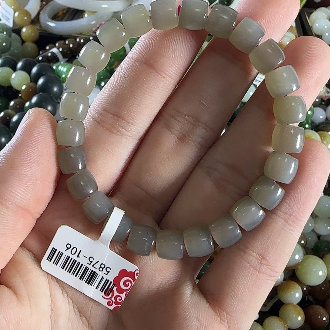 和田玉手链未镶嵌66