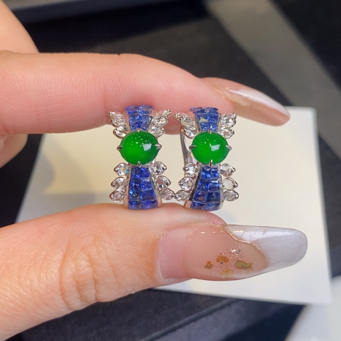 翡翠耳饰18K金镶嵌蛋面