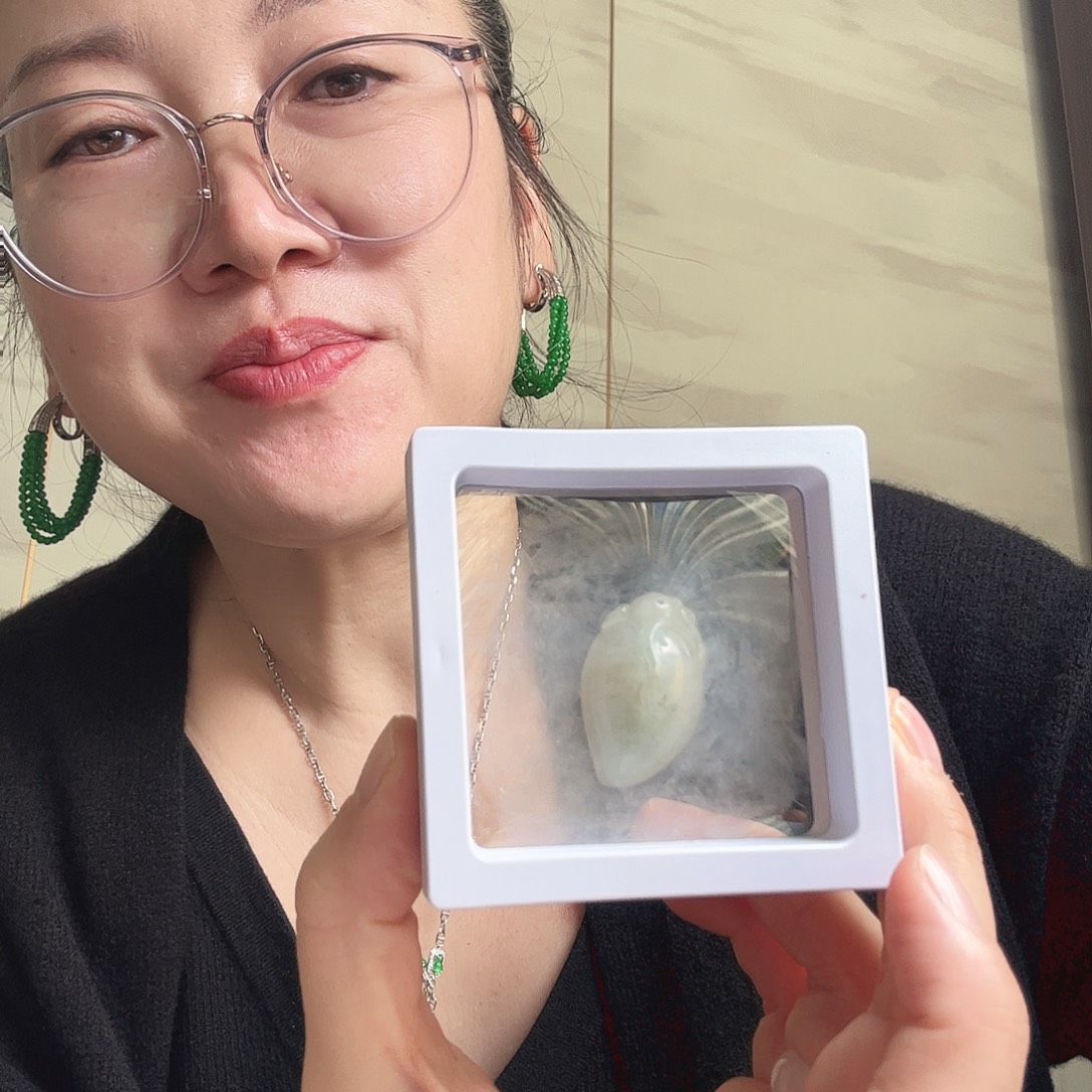 S***0翡翠未镶嵌颈饰天然缅甸翡翠吊坠