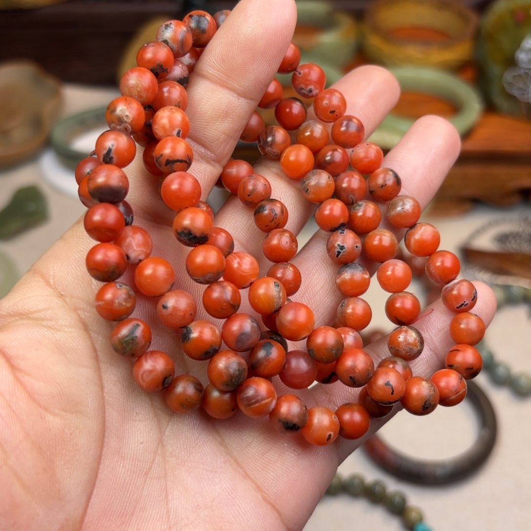 南红玛瑙手镯未镶嵌富***鱼