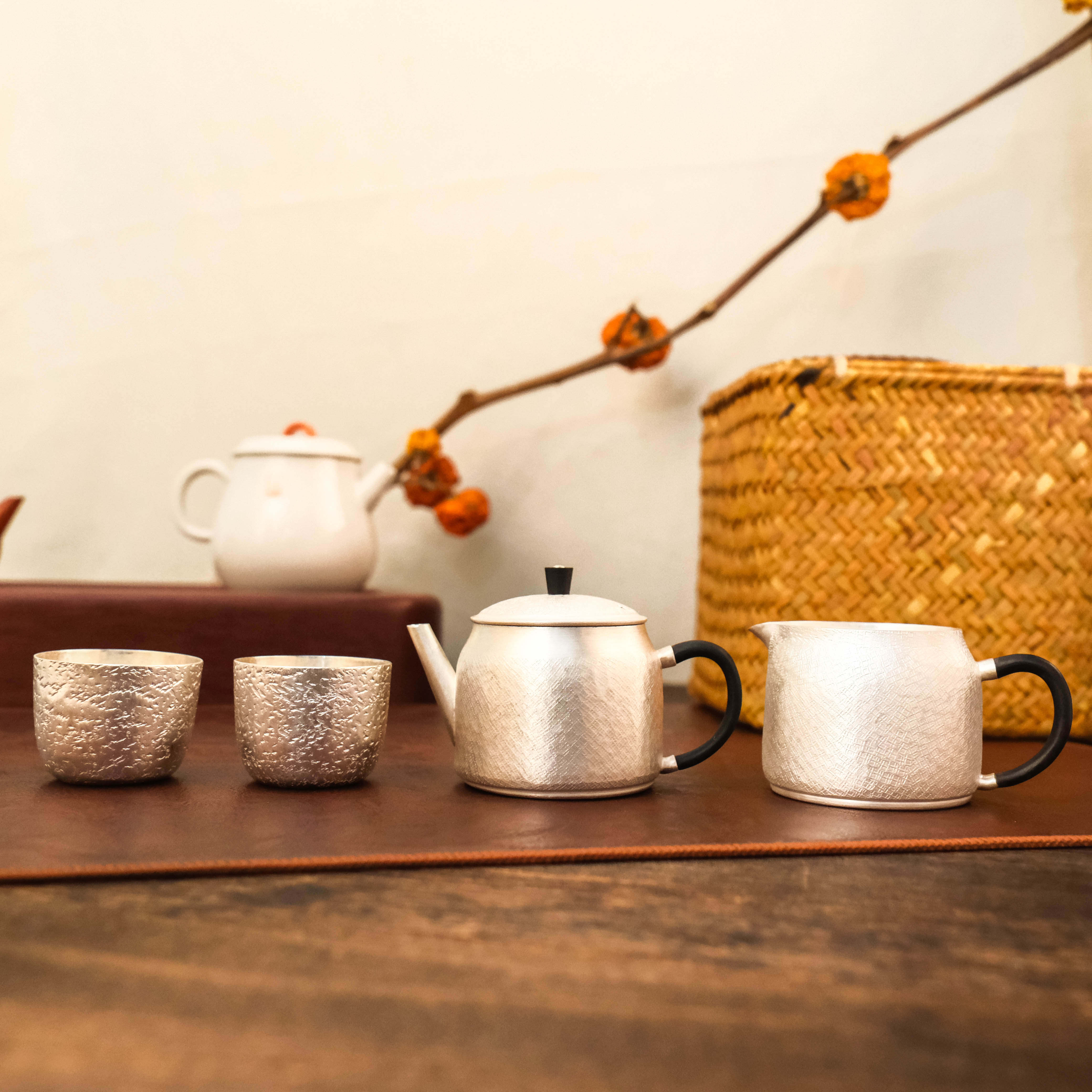 【大促】*壶尔摩斯《布纹》套组一壶两杯一公道 家用手工便携足银999