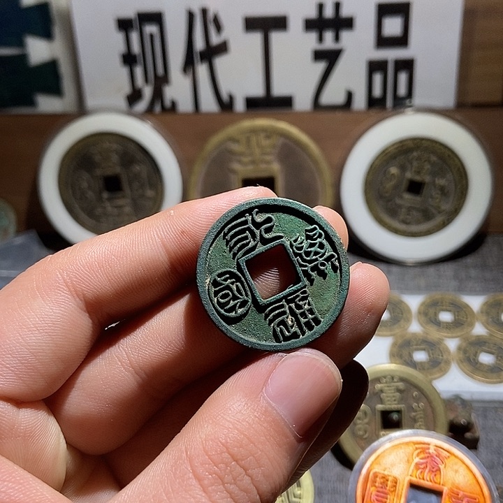 铜现代翻砂制作工艺品