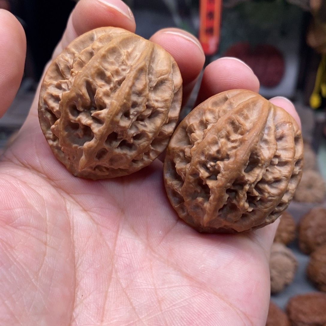 文玩核桃把件八棱陀螺