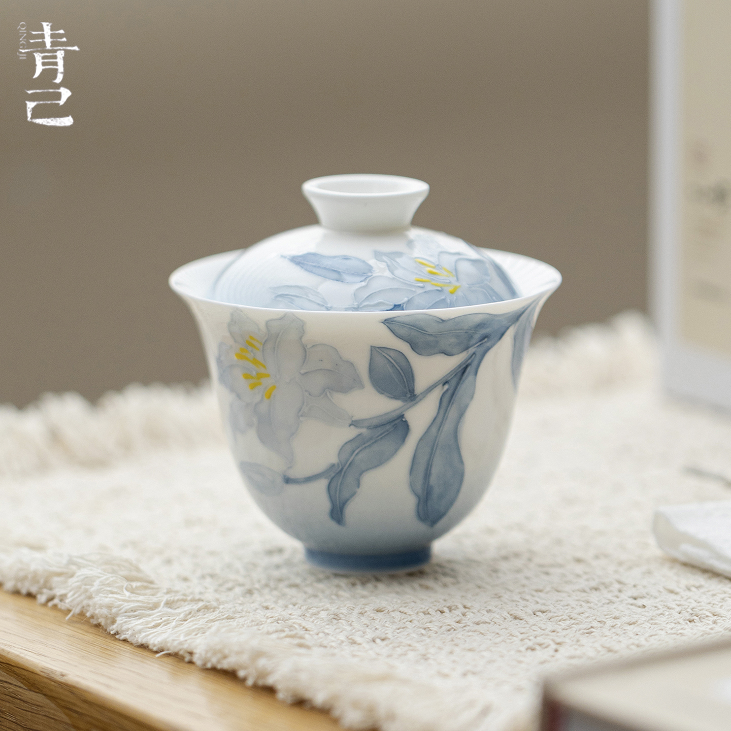 青己玉泥白瓷百合手绘陶瓷盖碗功夫茶具家用泡茶碗薄胎防烫盖碗