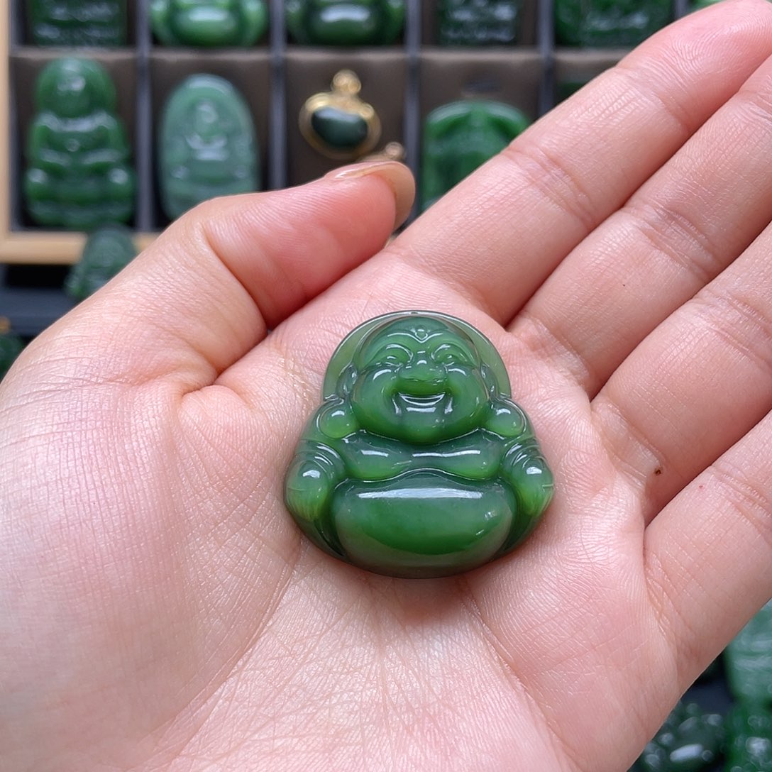 颈饰未镶嵌和田玉浠***?