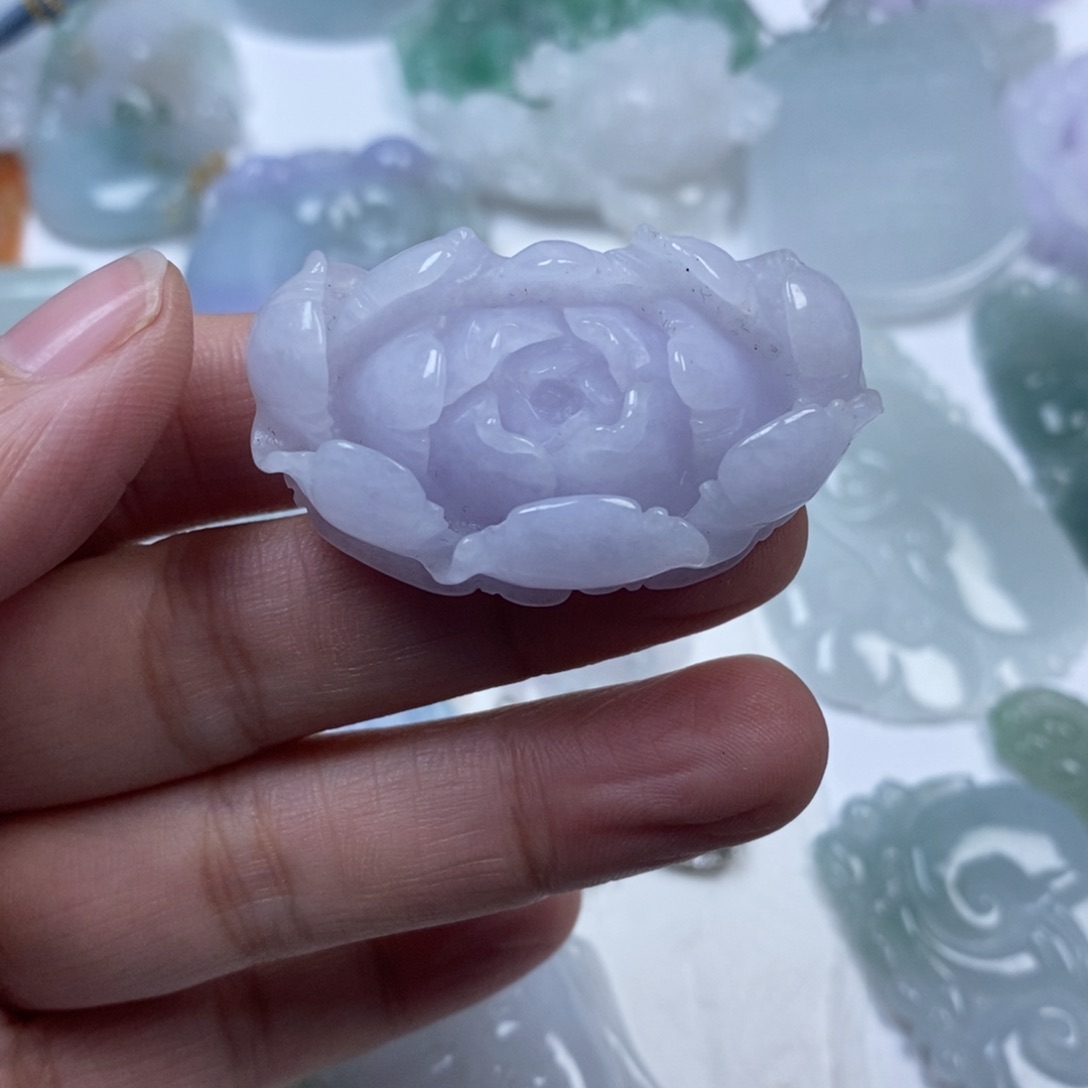 颈饰未镶嵌翡翠清****）翡翠