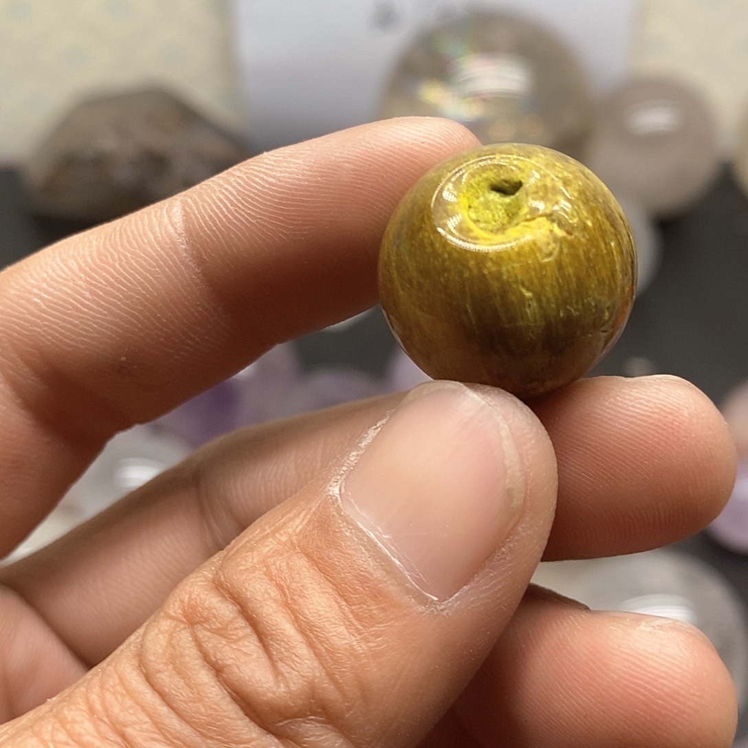 水晶227未镶嵌有矿坑