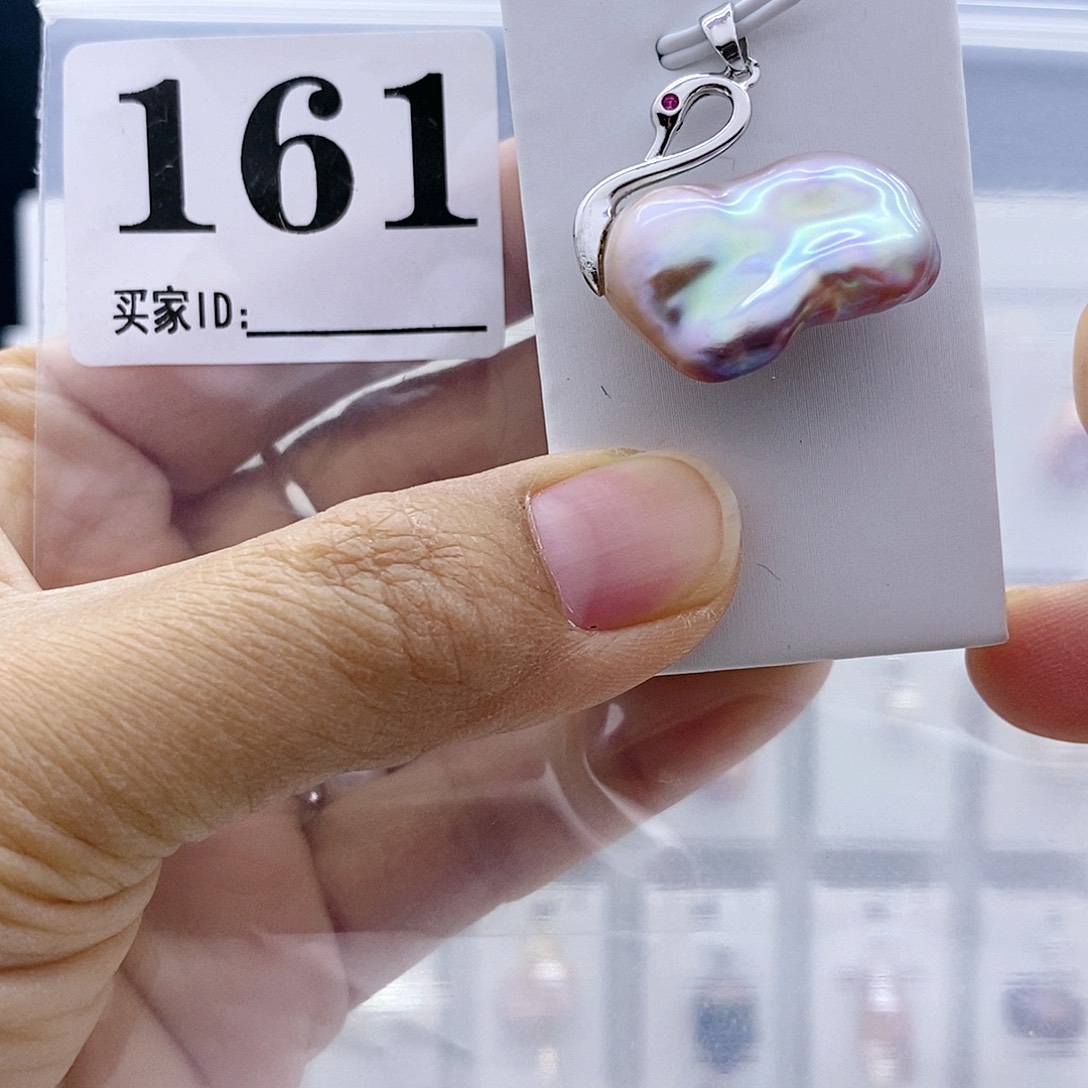 钛钢淡水珍珠颈饰