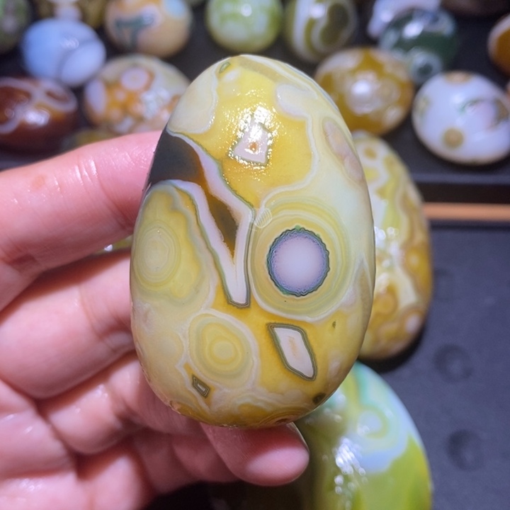 未镶嵌玛瑙/玉髓珠宝半成品118