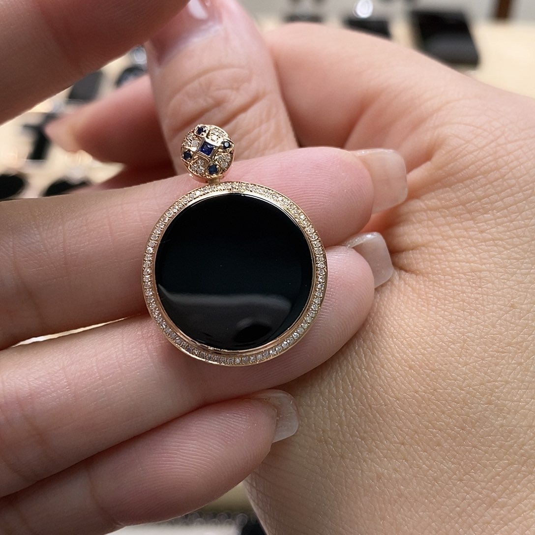 翡翠颈饰18K金镶嵌墨翠