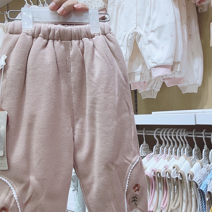 90#ttttyyyyyhhuuuuuuuuuu