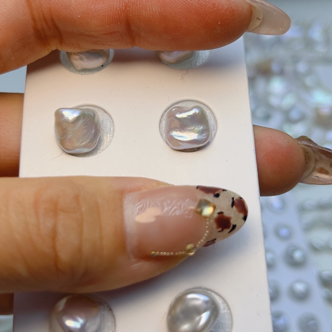 我***静未镶嵌颈饰淡水珍珠