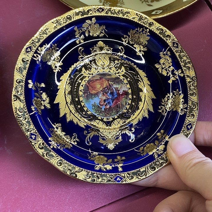 瓷片2只………………………………………