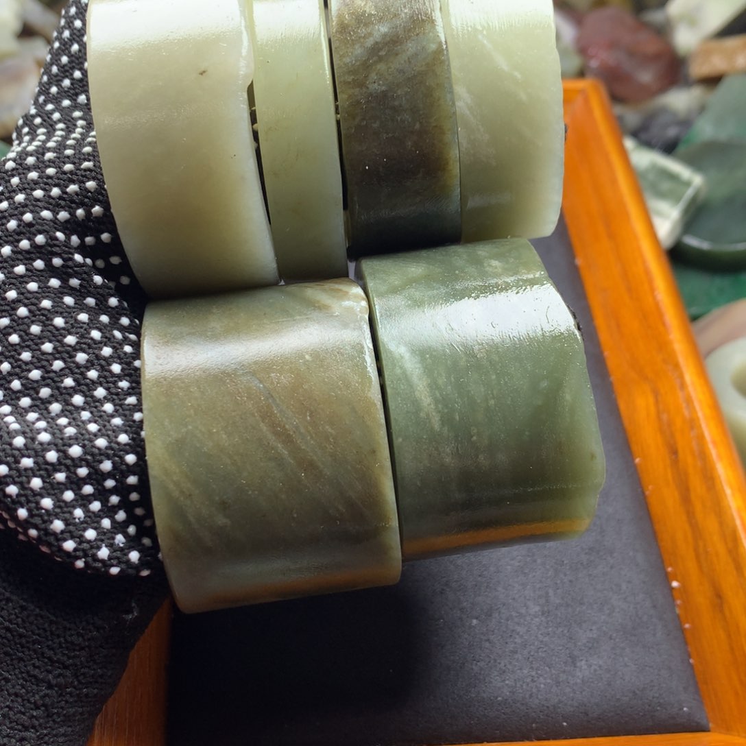 和田玉未镶嵌边角料一*