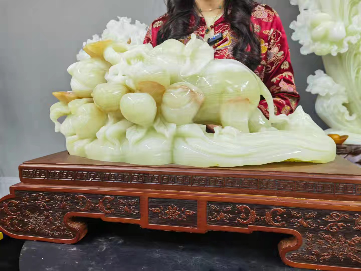 走向成功玉大象家居摆件