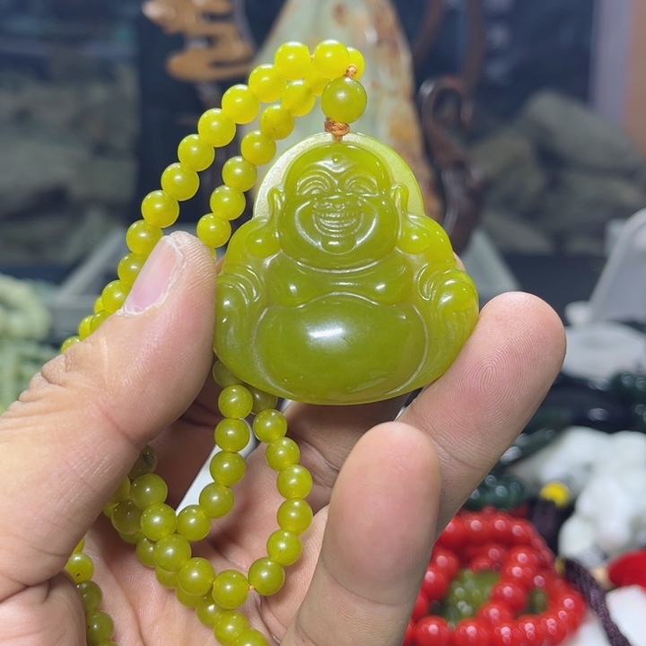 蛇纹石玉项链未镶嵌