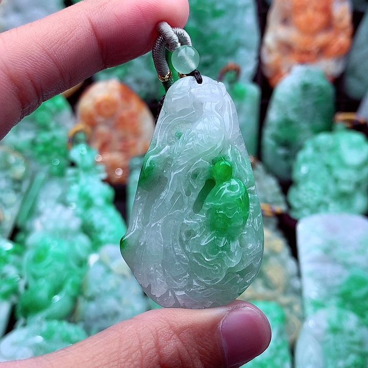 翡翠吊坠(不含链)未镶嵌