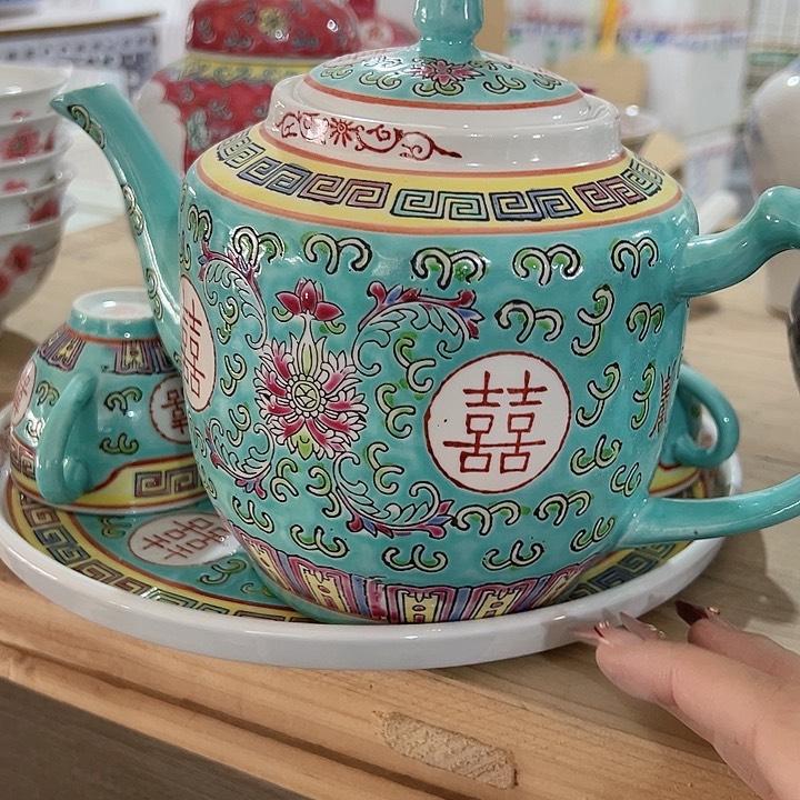 摆件白泥景德镇陶瓷博物会