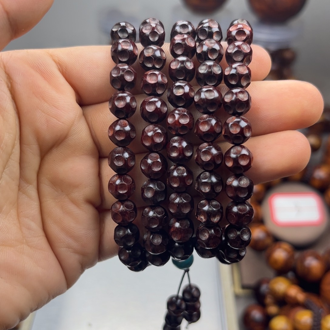 饼***哥檀香紫檀（小叶紫檀）0.8—108