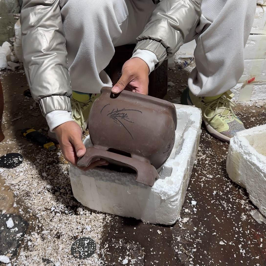 紫砂花盆瑕疵和瑕疵