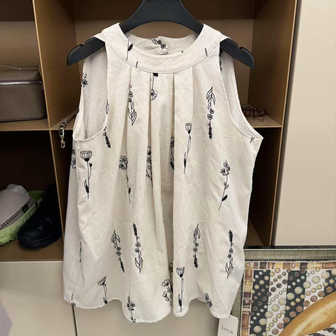 法式复古刺绣花朵背心 女宽松显瘦百搭上衣气质