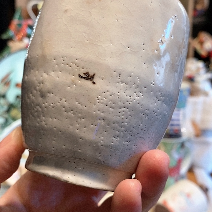 志野手握杯日本作家器