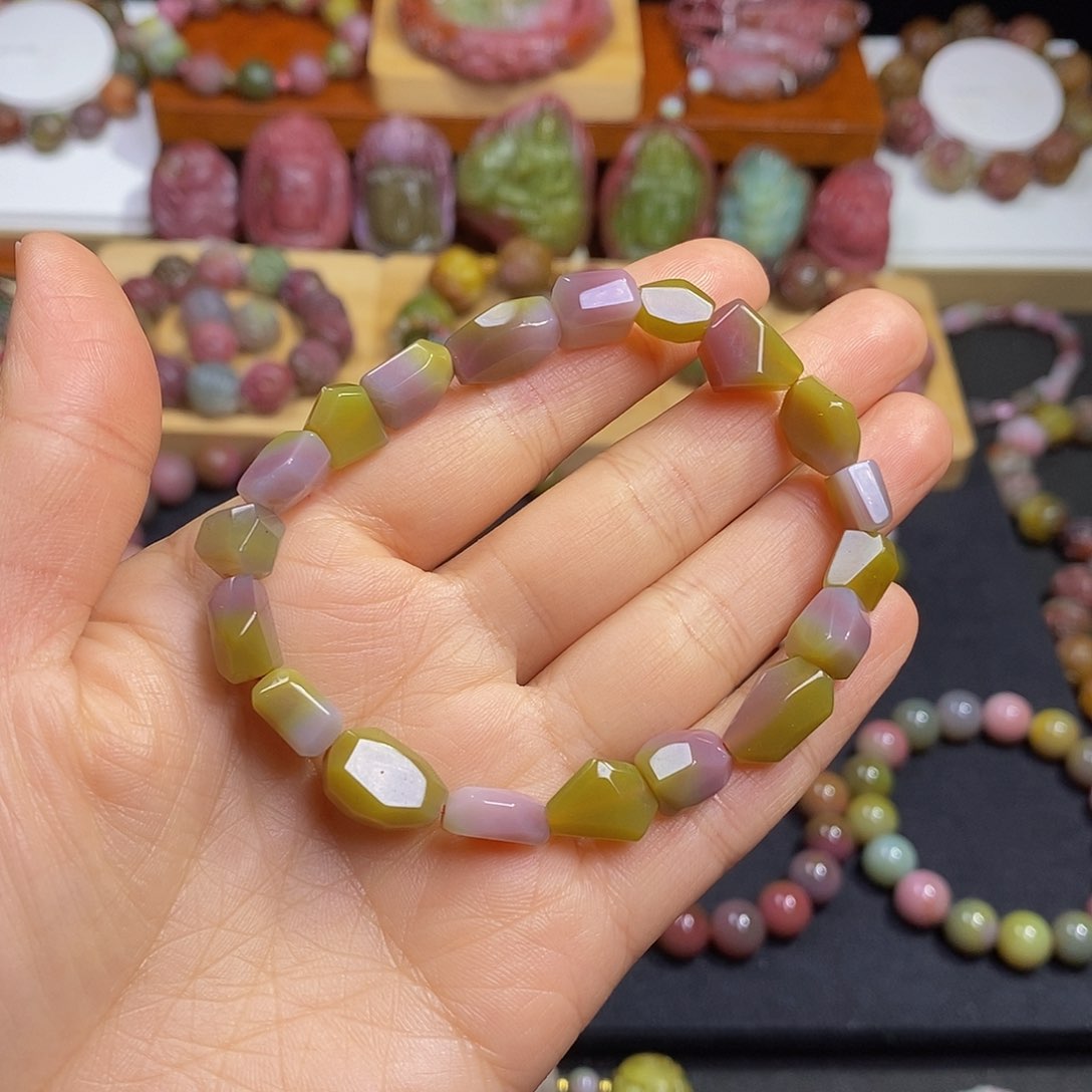 玛瑙/玉髓盐源玛瑙大漏大炸未镶嵌同料随行手链