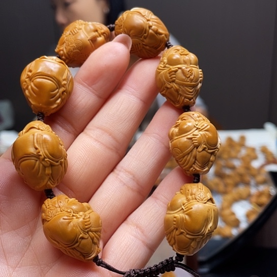 橄榄核是由橄榄油制
