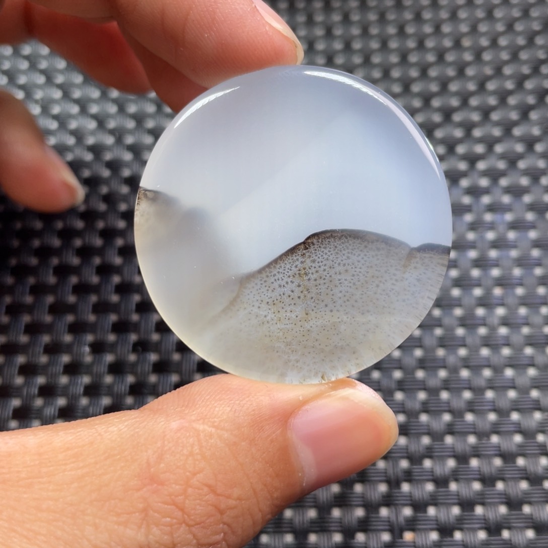 未镶嵌颈饰玛瑙/玉髓懒***字