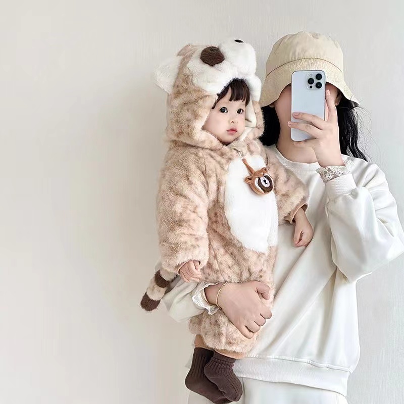 婴幼儿衣服连体衣男女宝宝冬款加绒加棉周岁百天冬季保暖外出衣服