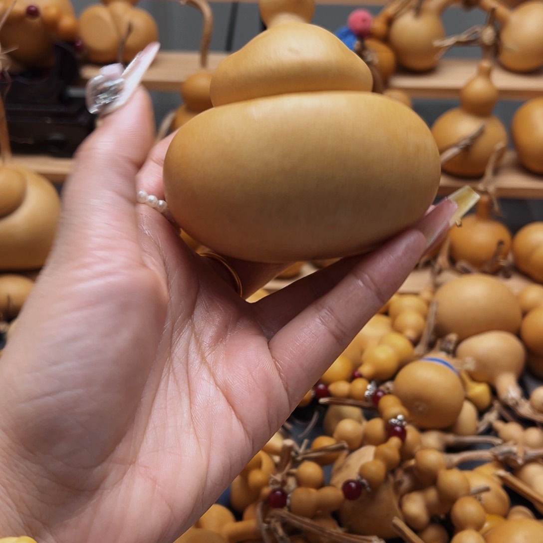 花***界元宝型大钱袋子38.8秒。