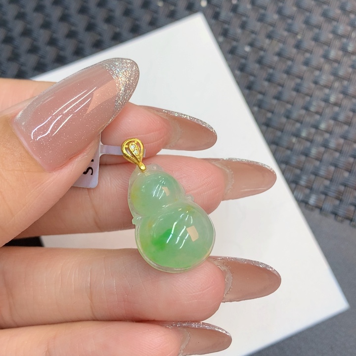 颈饰未镶嵌翡翠天然翡翠