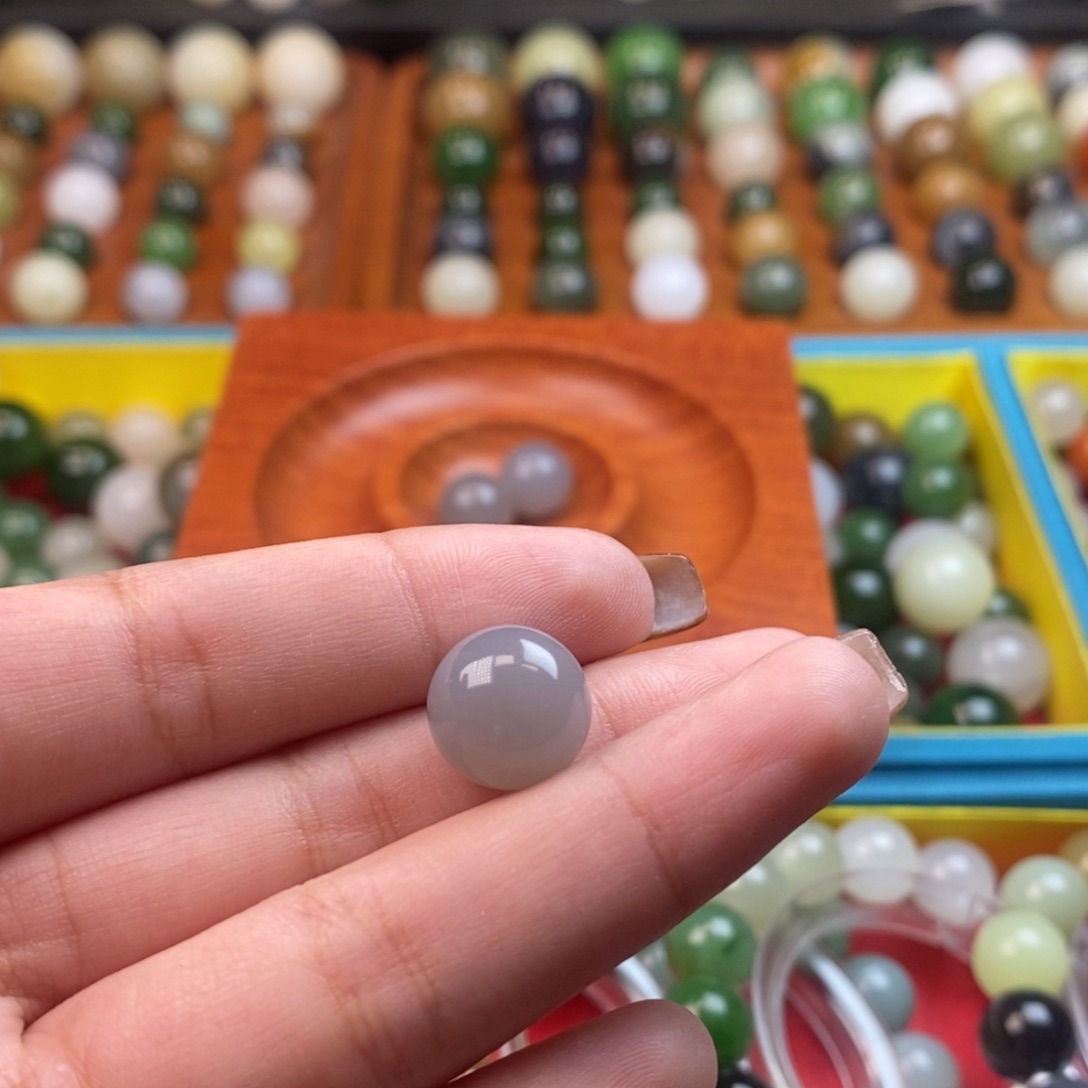 同***壮和田玉未镶嵌珠宝奇石福利烟紫单珠z12