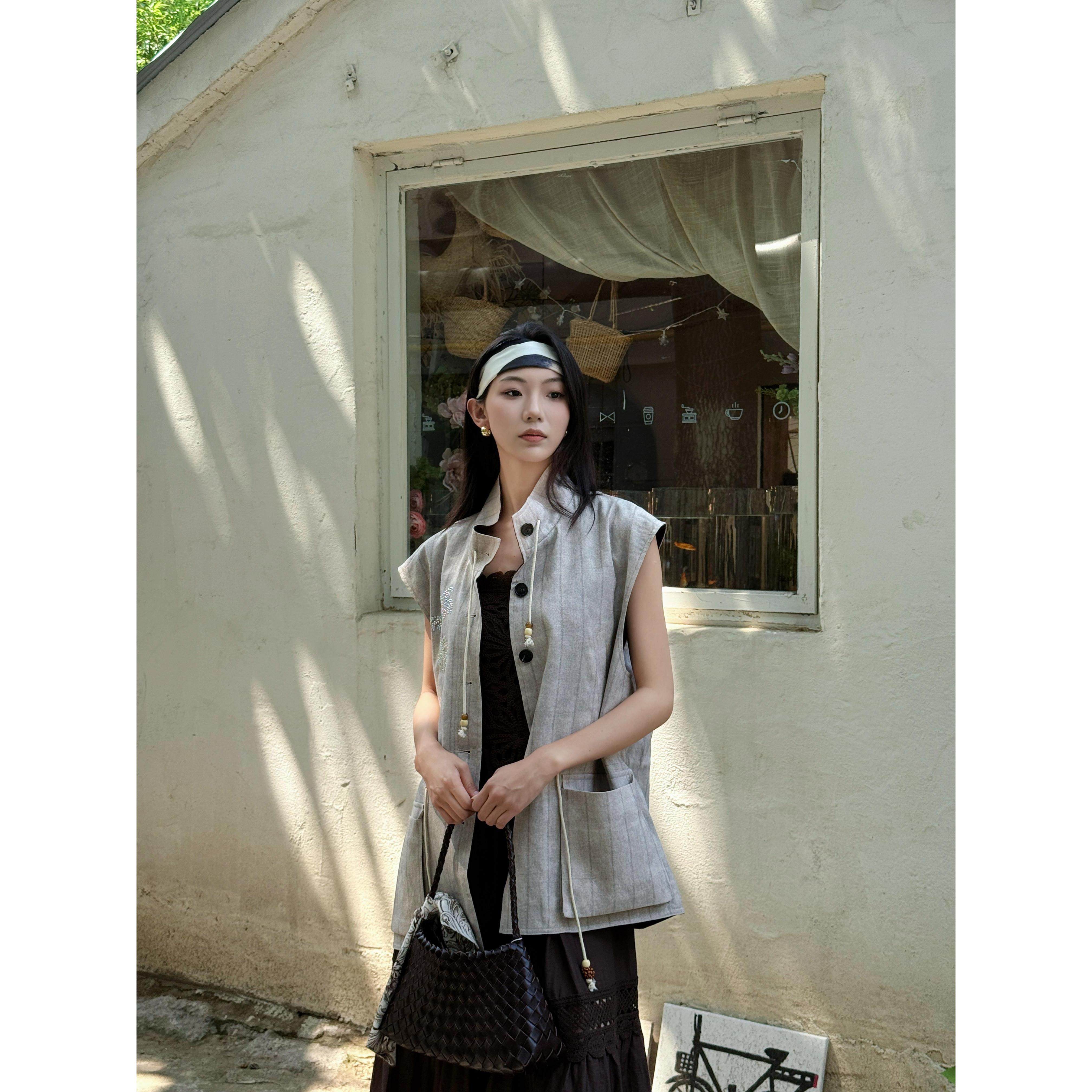 UCUT简刀 Vena Label 早秋25FW新款复古感亚麻条纹马甲3512