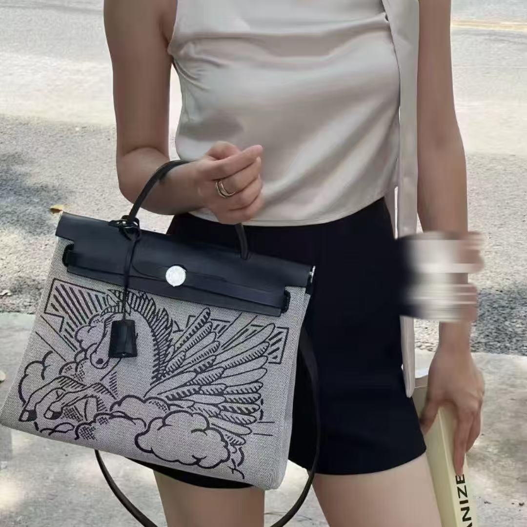 95新 Hermes/爱马仕 御古屋/22874/31herbag 无皮牌钥匙 刻印模糊