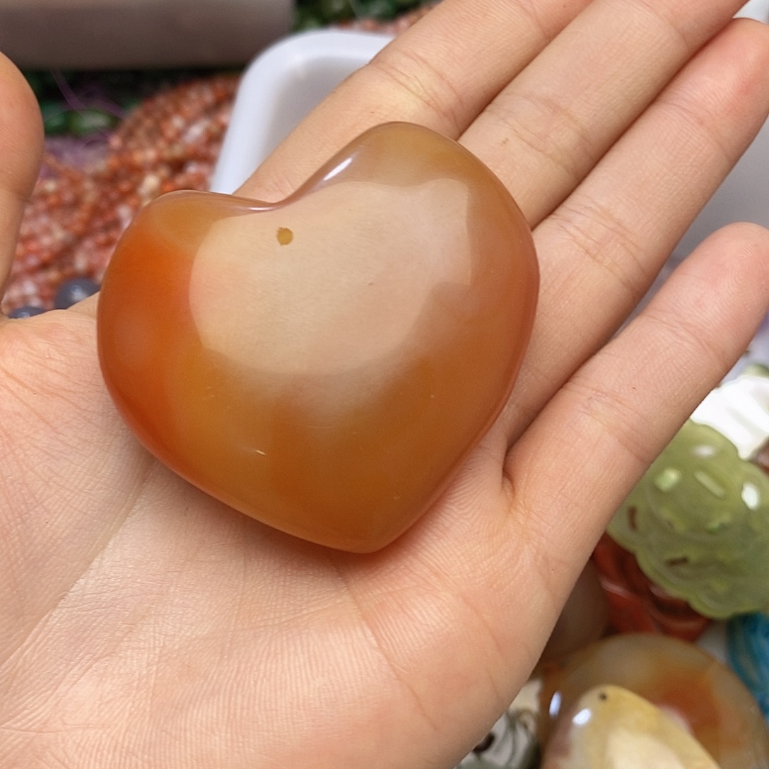 未镶嵌玛瑙/玉髓珠宝半成品玛瑙爱心一个装