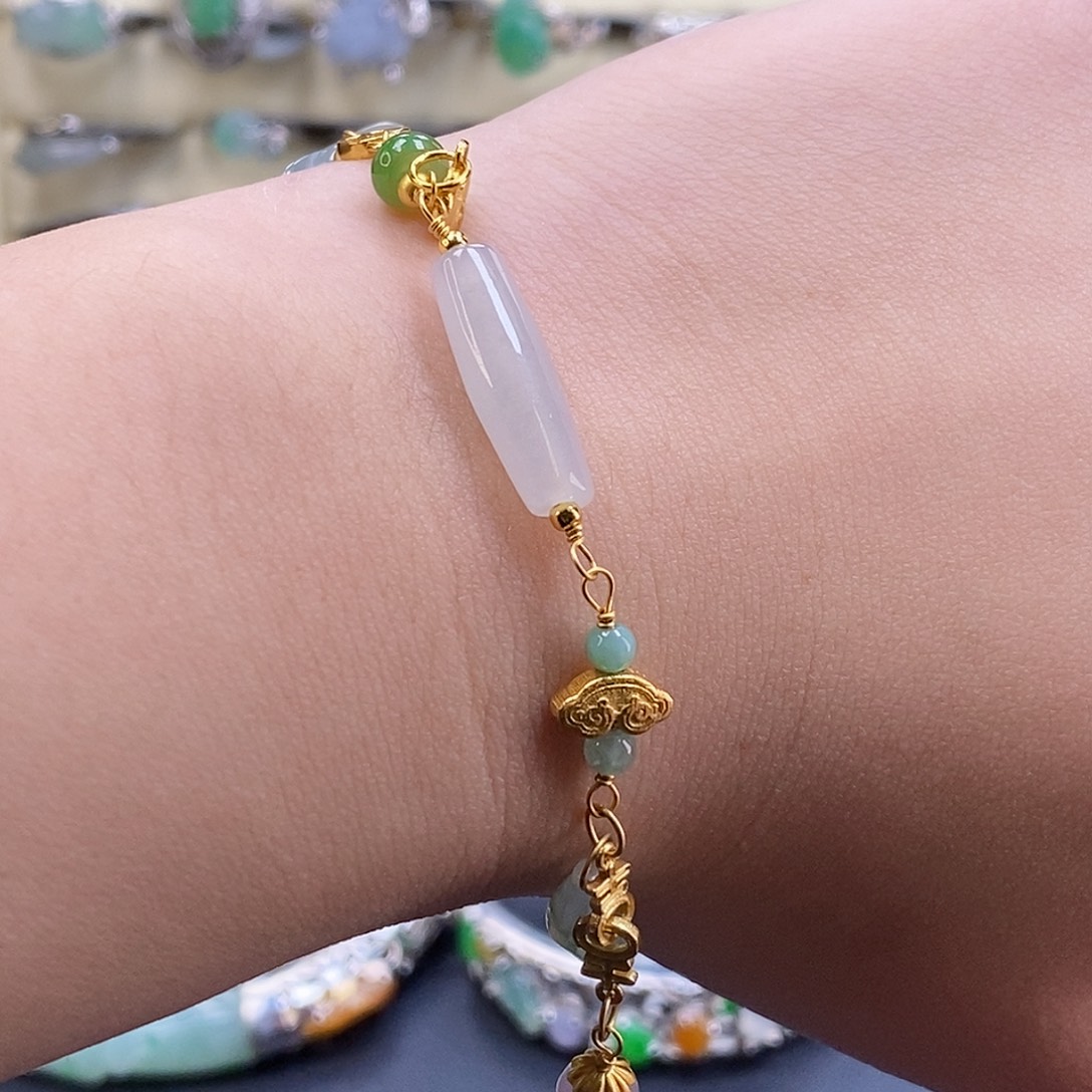 翡翠银S925镶嵌颈饰13717