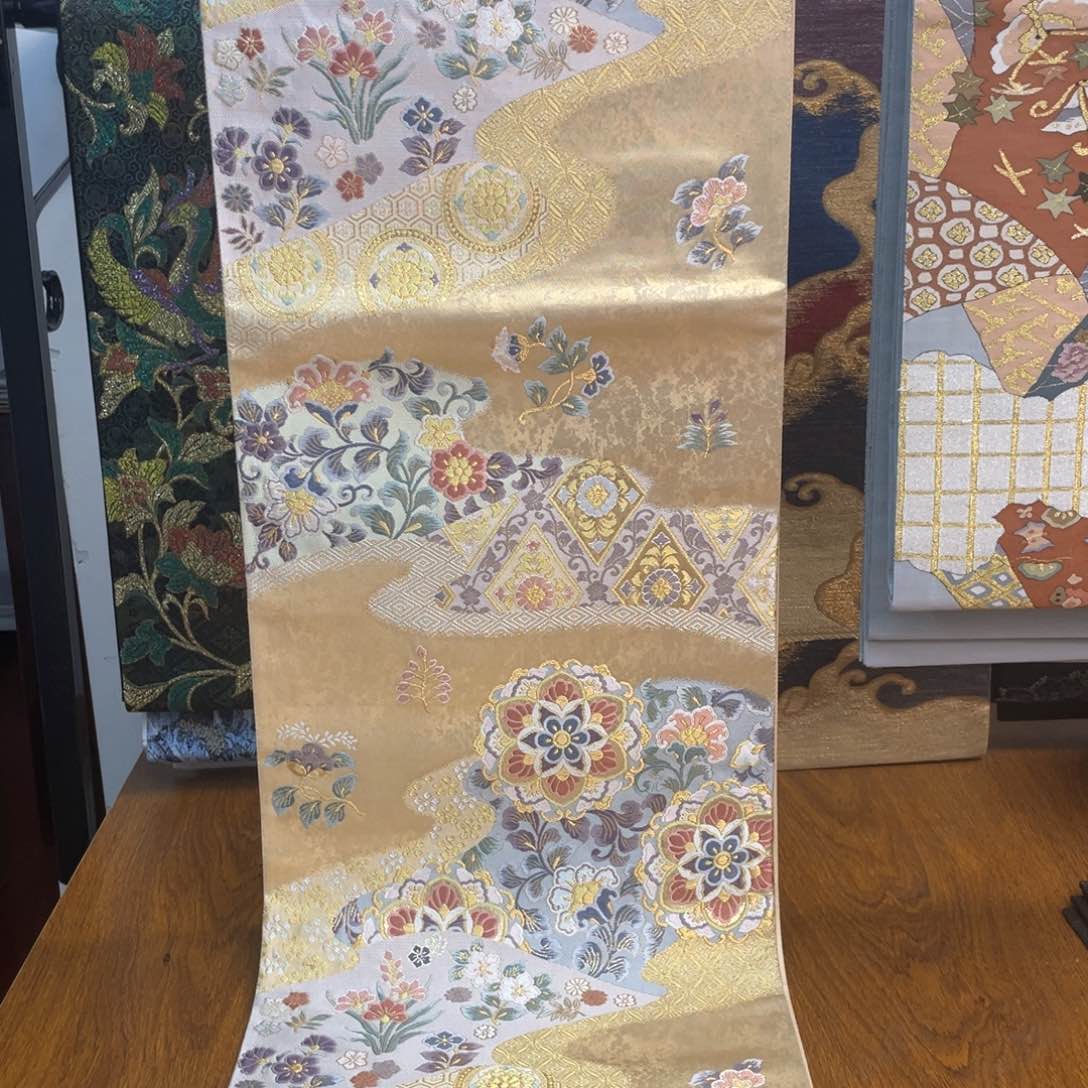 织绣唐织流水宝相