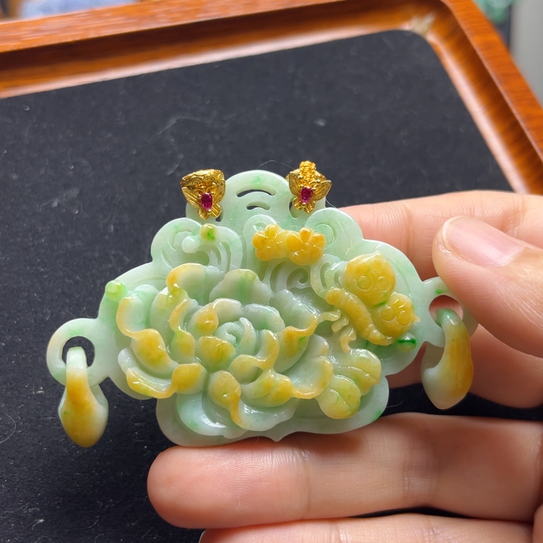 翡翠未镶嵌颈饰天然