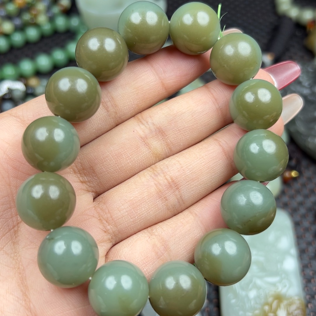 和田玉吊坠未镶嵌